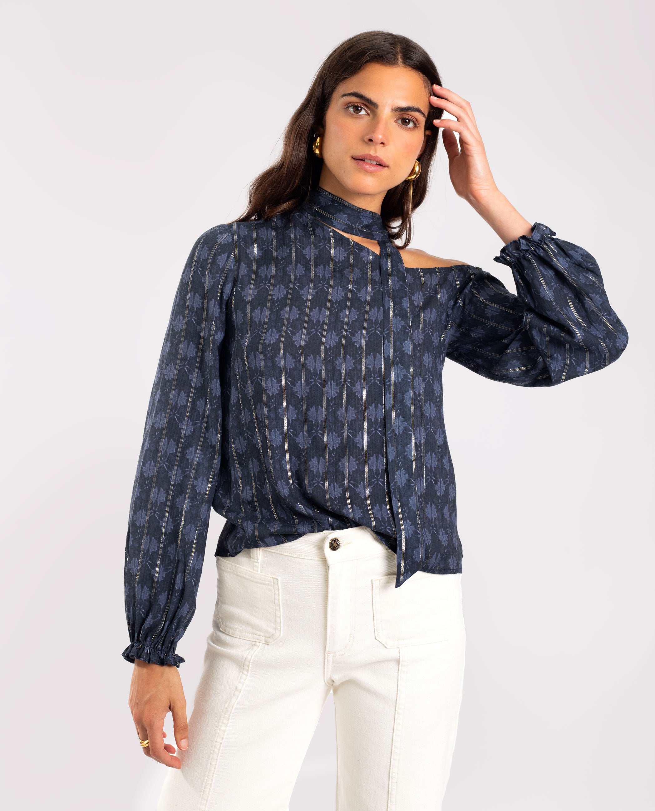 Blusa Estampada Asimétrica con Fular | THE-ARE