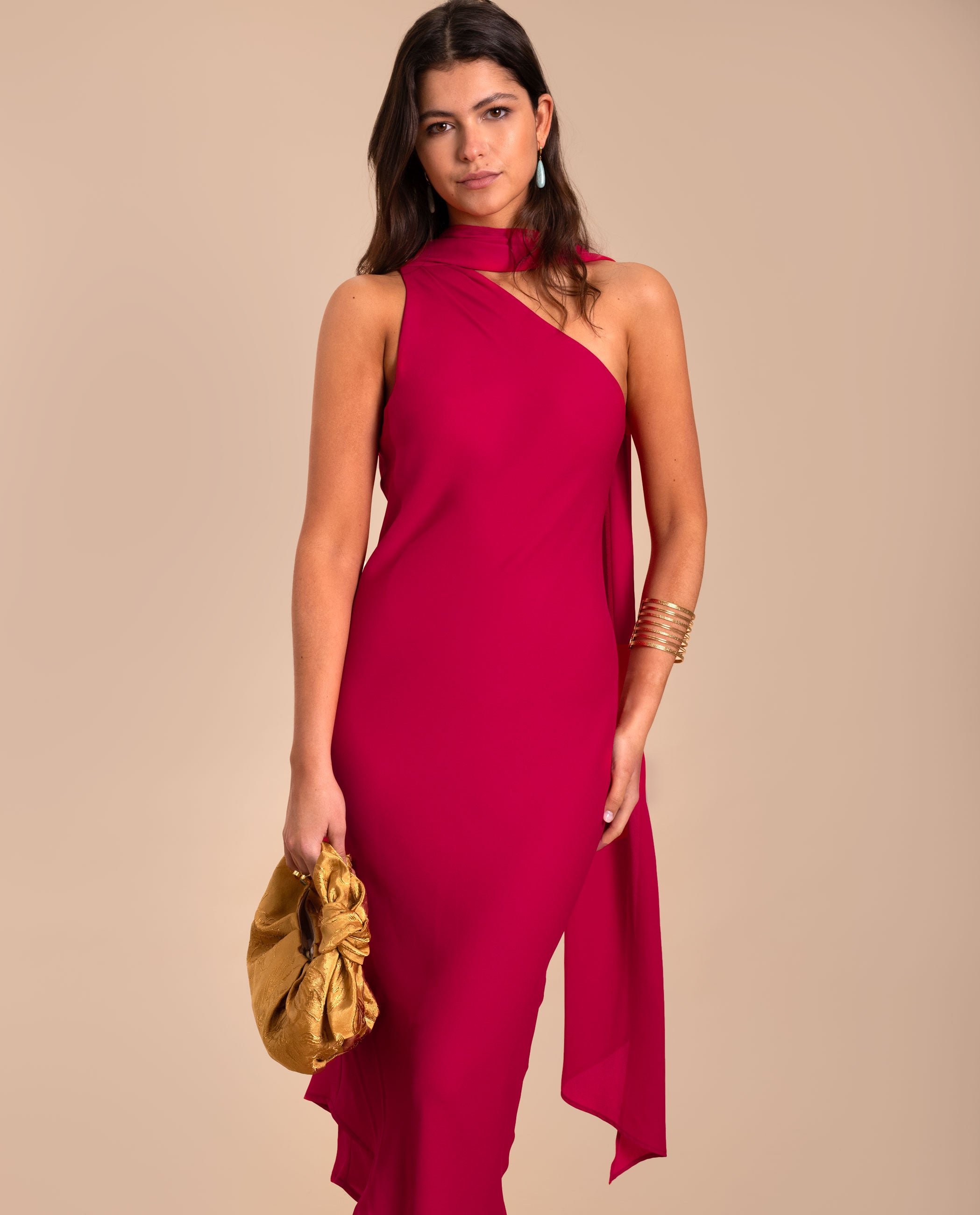 Vestido Midi Rosa Asimétrico con Fular | Invitadas THE-ARE