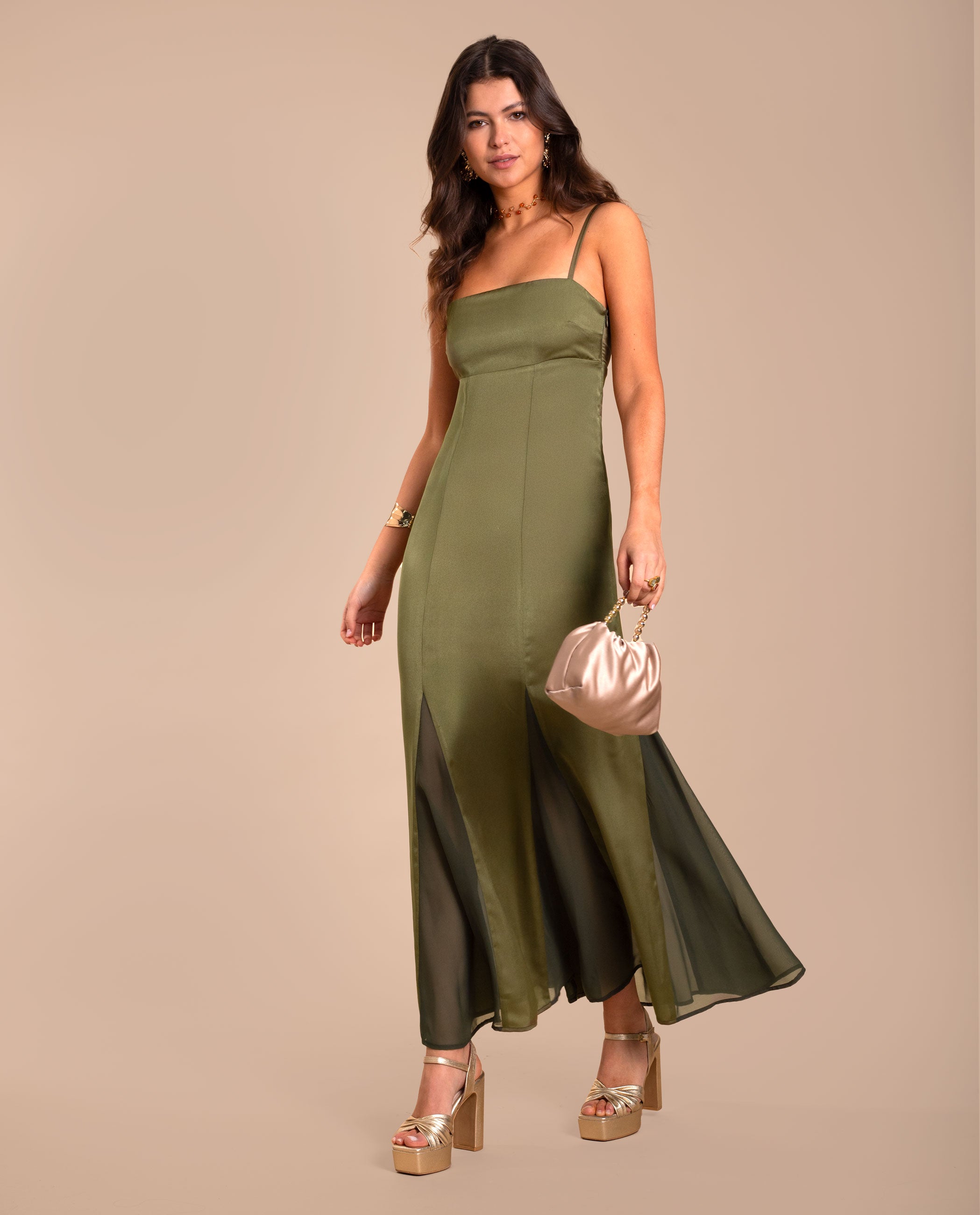 Vestido Midi Verde de Invitada con Tirantes | THE-ARE